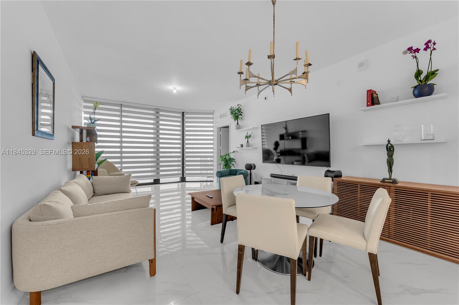 ARIA RESERVE - Residential