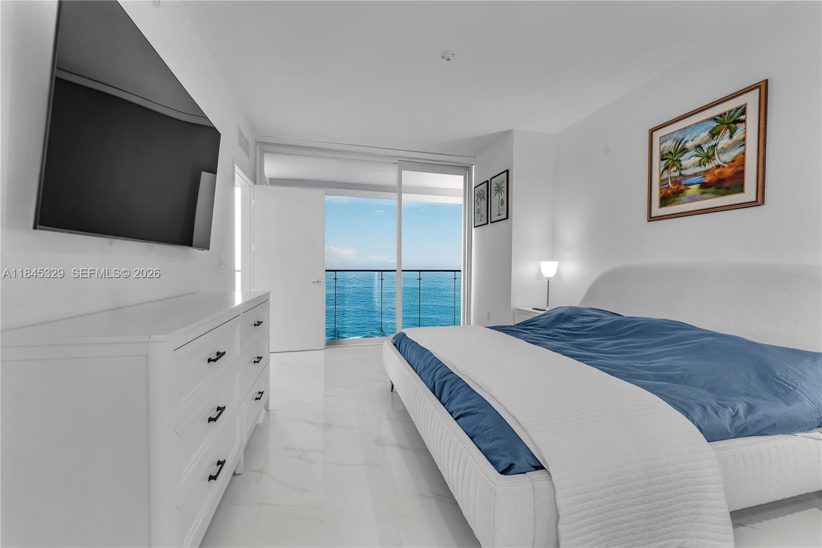 ARIA RESERVE - Residential