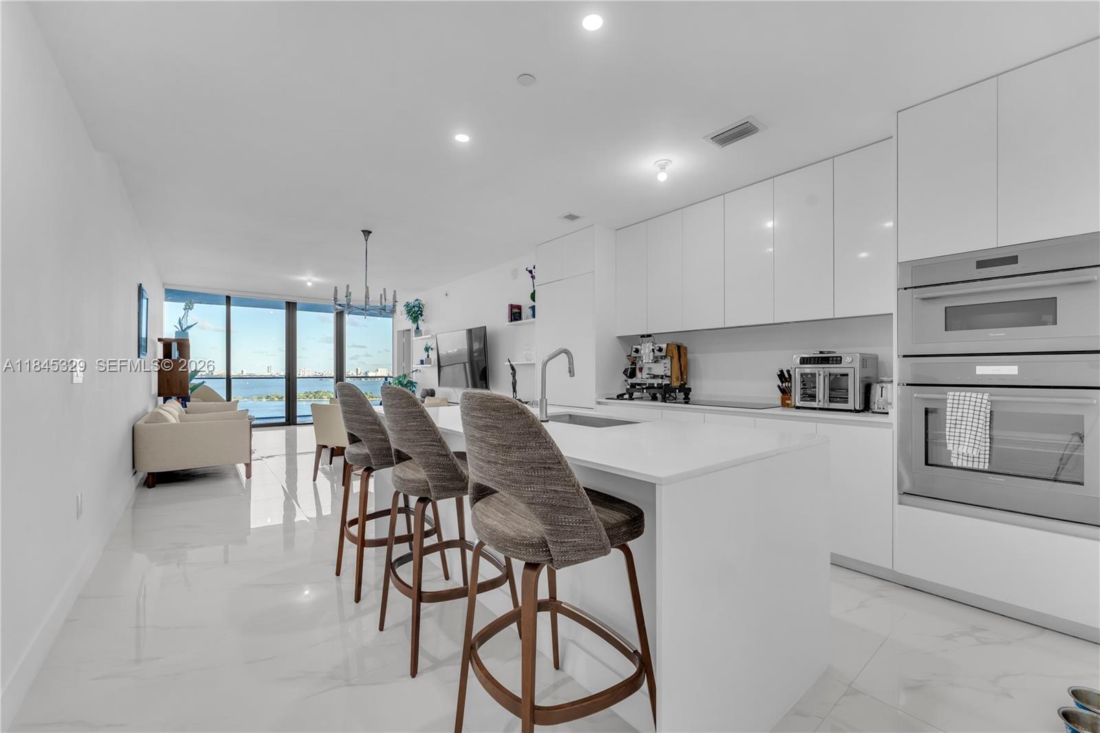 ARIA RESERVE - Residential