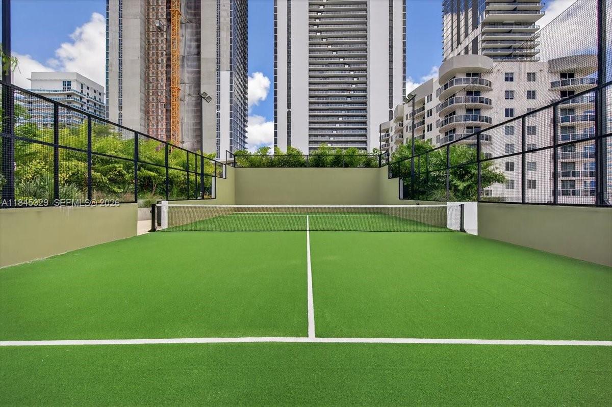 ARIA RESERVE - Residential