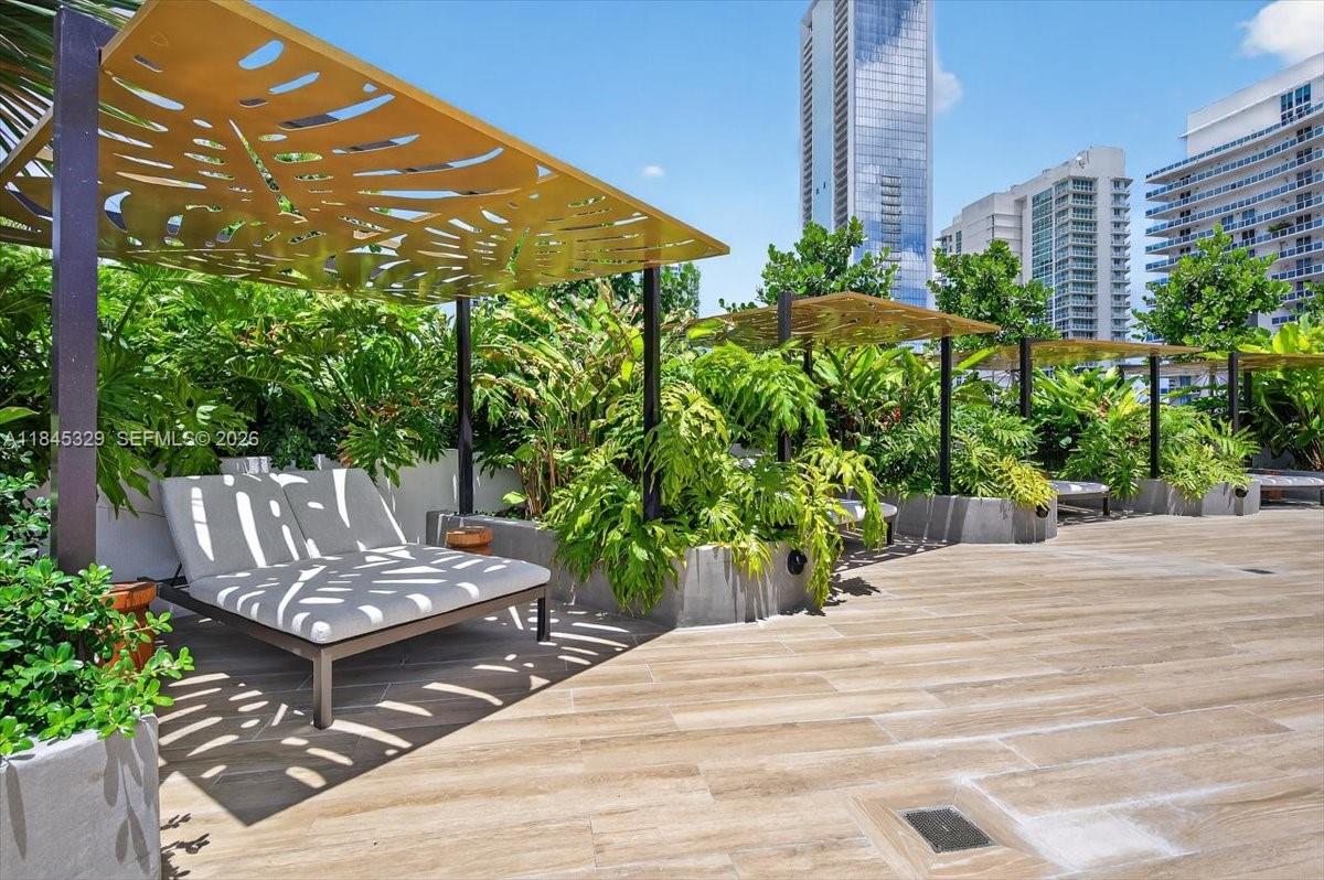 ARIA RESERVE - Residential