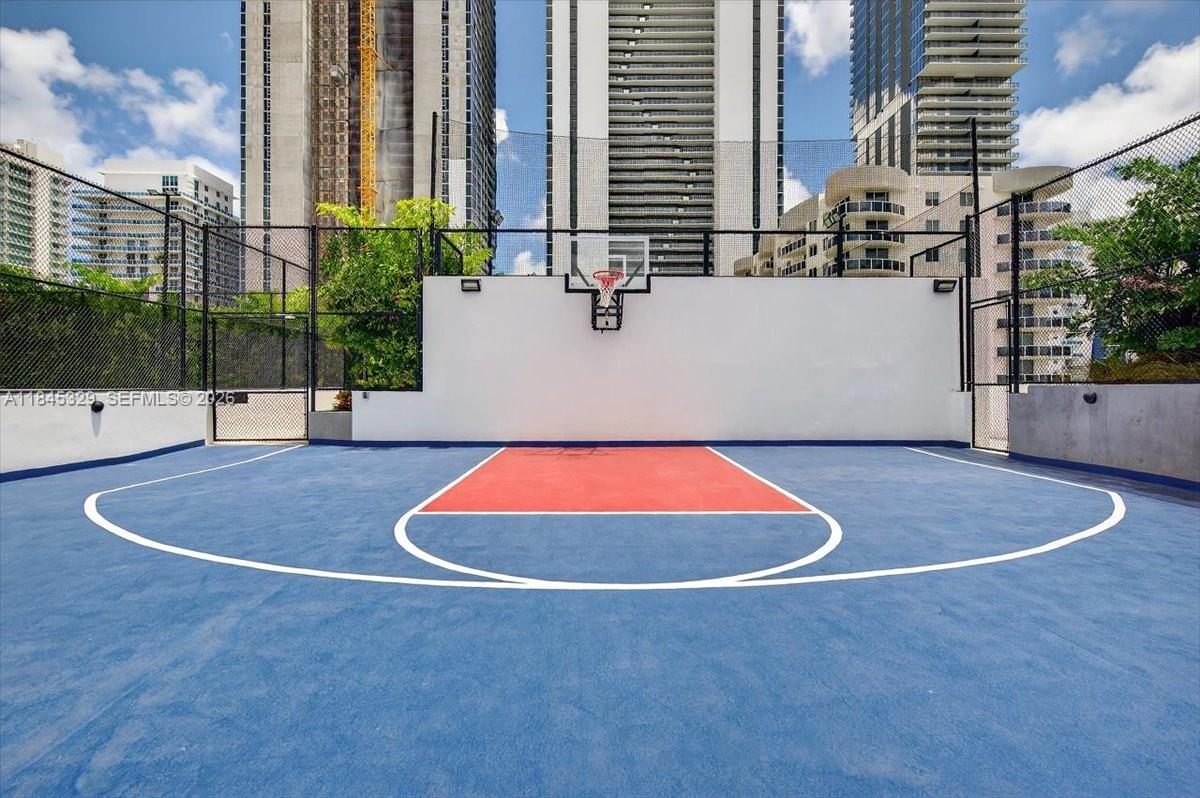 ARIA RESERVE - Residential