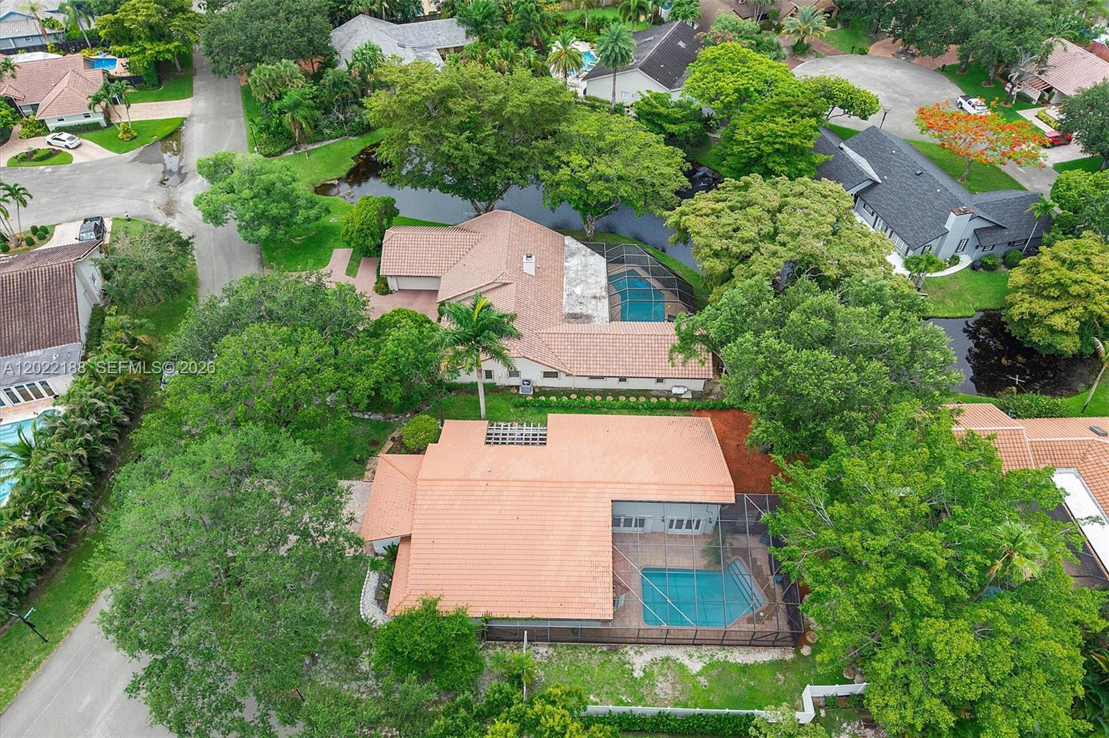 JACARANDA VILLAS - Residential