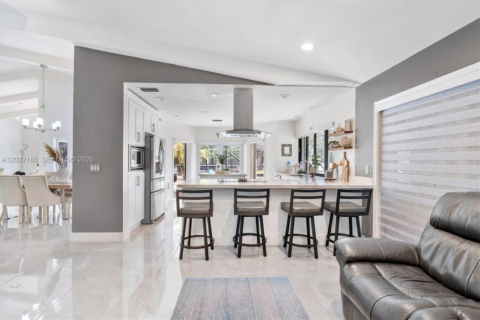 JACARANDA VILLAS - Residential