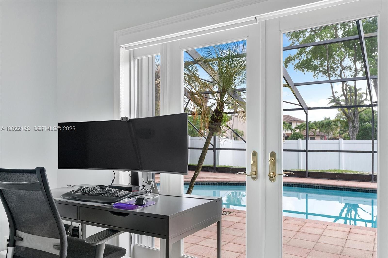 JACARANDA VILLAS - Residential