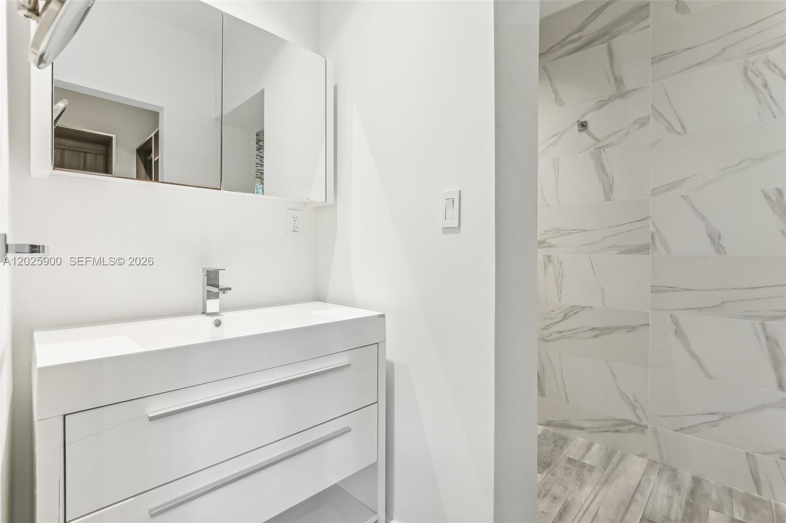BISCAYNE BEACH-2ND ADDN - Residential Lease