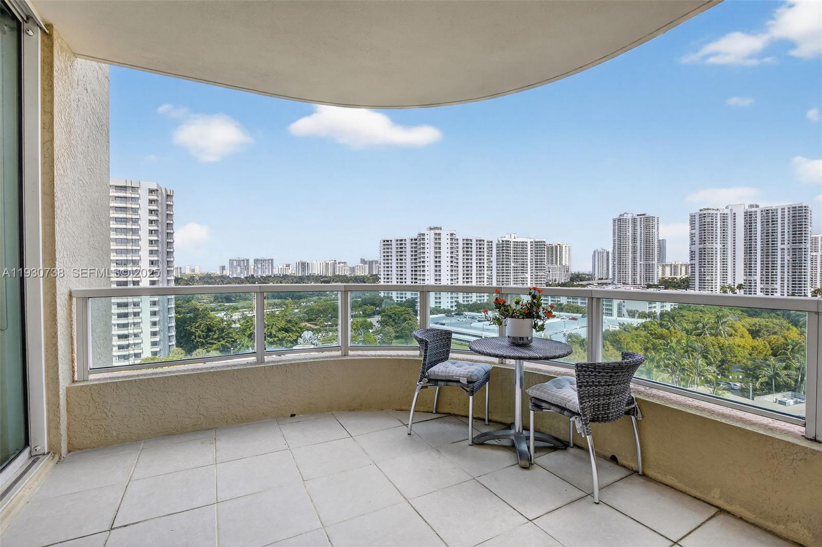 AVENTURA MARINA CONDO NUM - Residential
