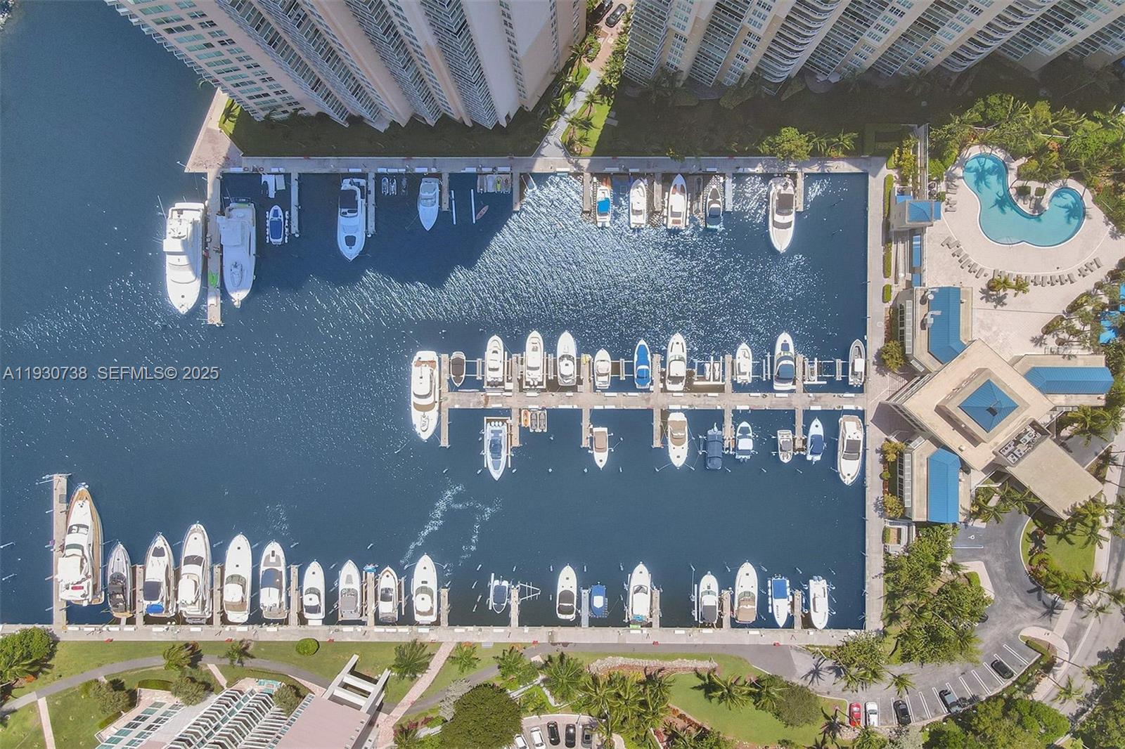 AVENTURA MARINA CONDO NUM - Residential