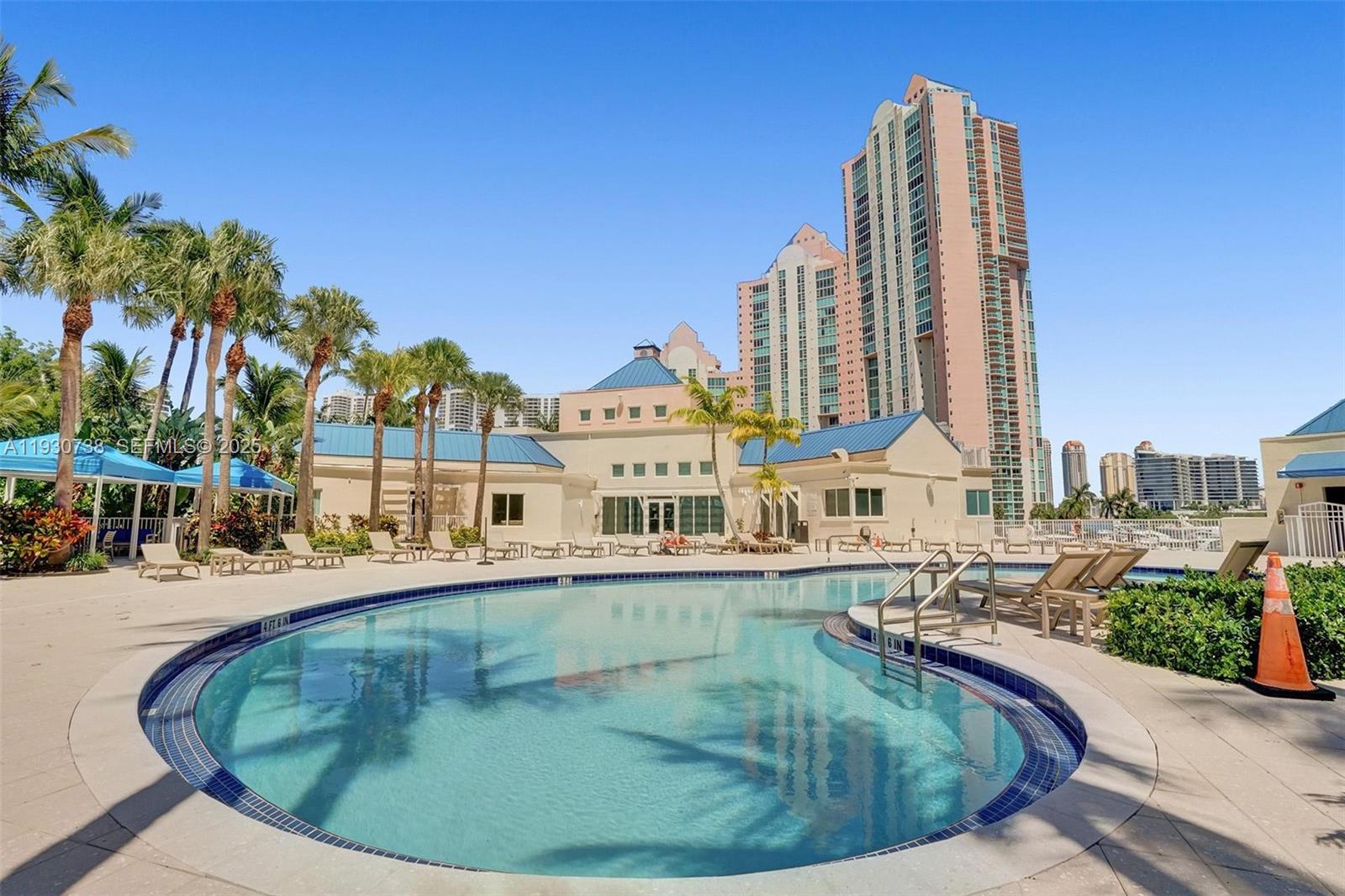 AVENTURA MARINA CONDO NUM - Residential