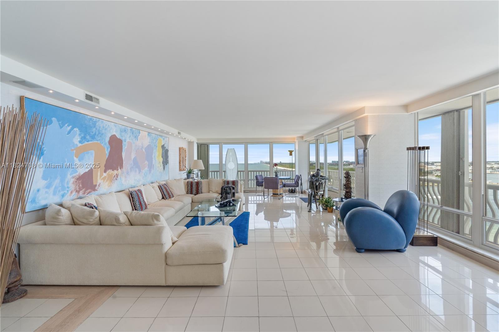 POINT OF AMERICAS - Residential