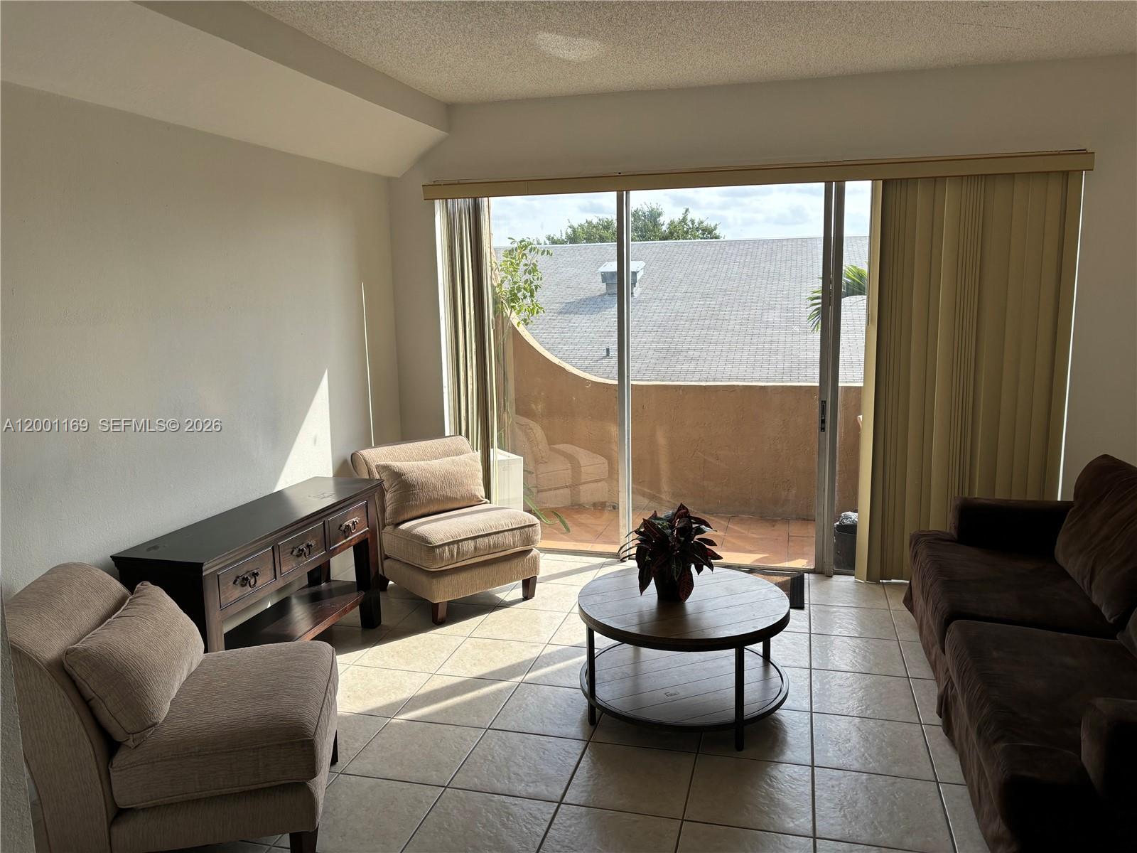 THE BERKELEY CONDO - Residential
