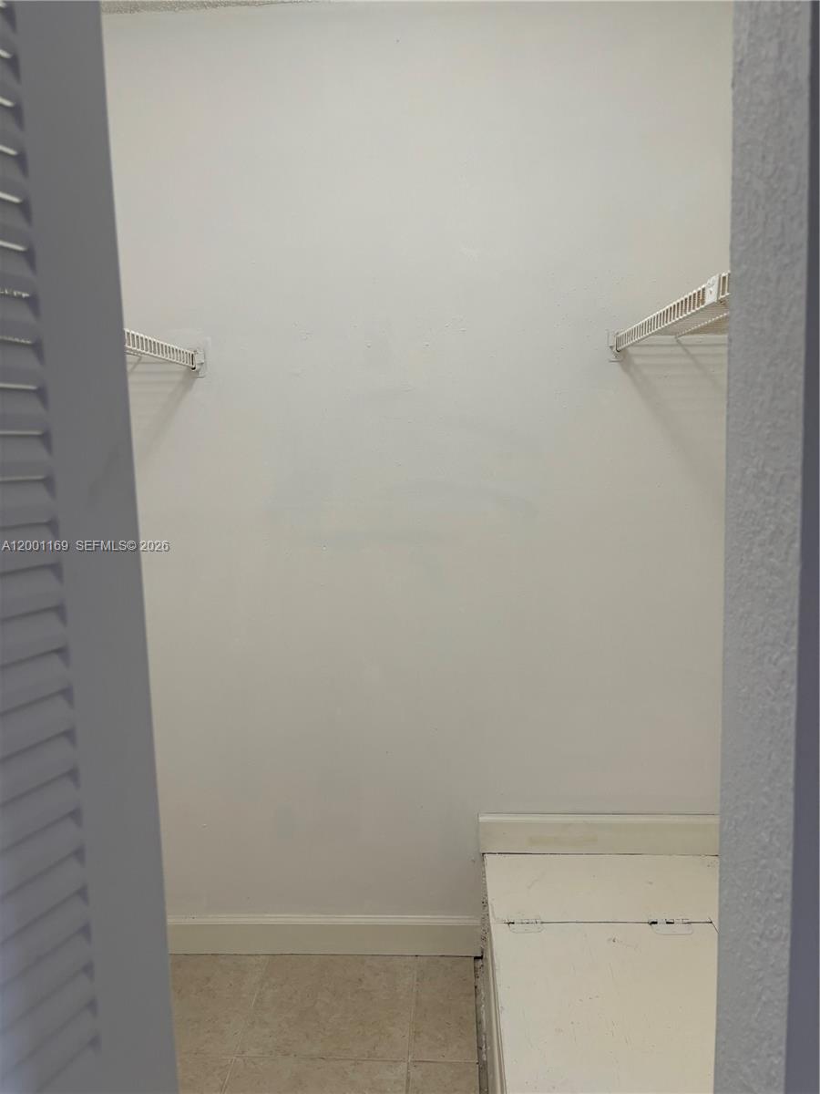 THE BERKELEY CONDO - Residential