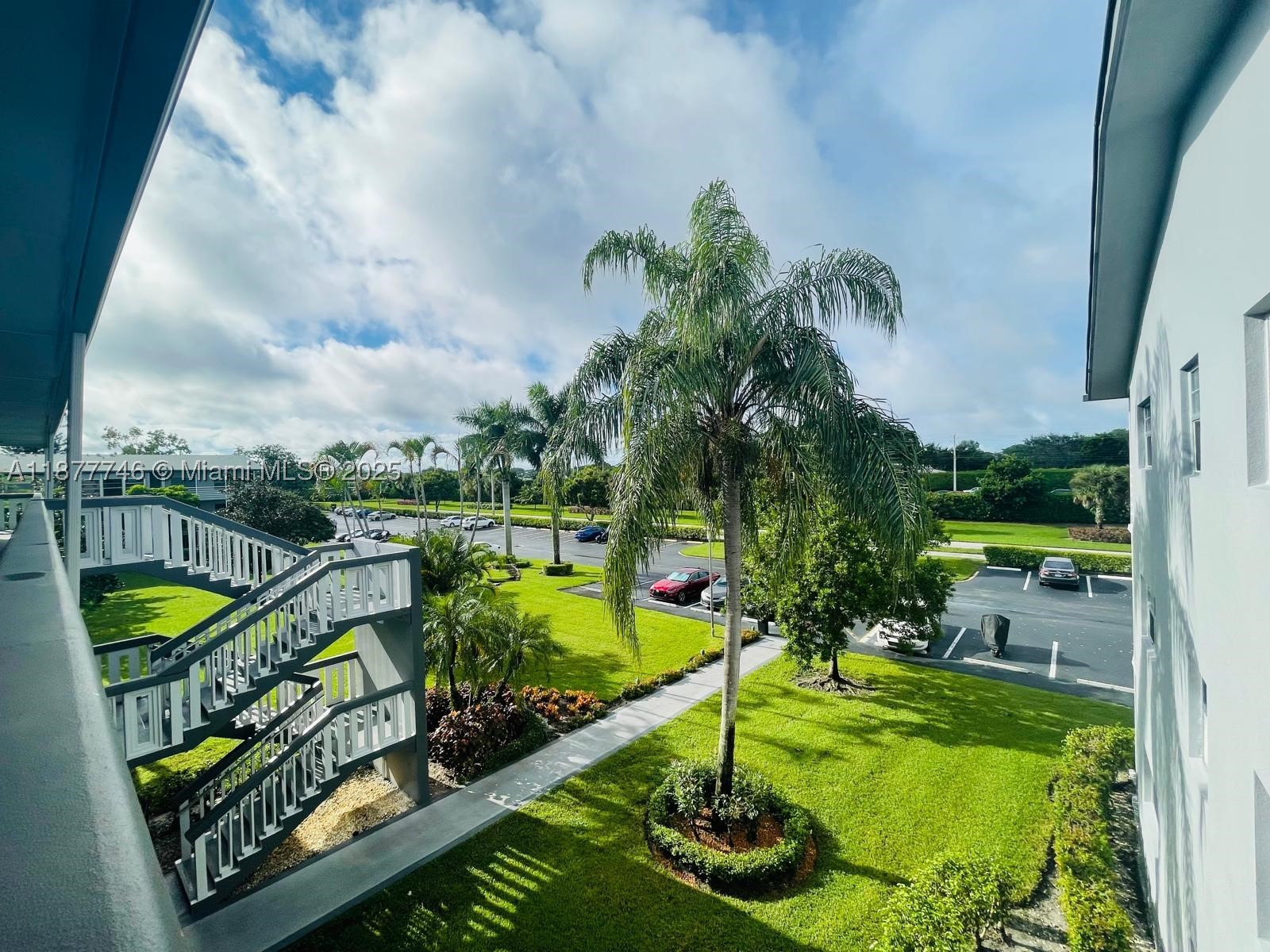 SUFFOLK AT CENTURY VILLAG - Residential