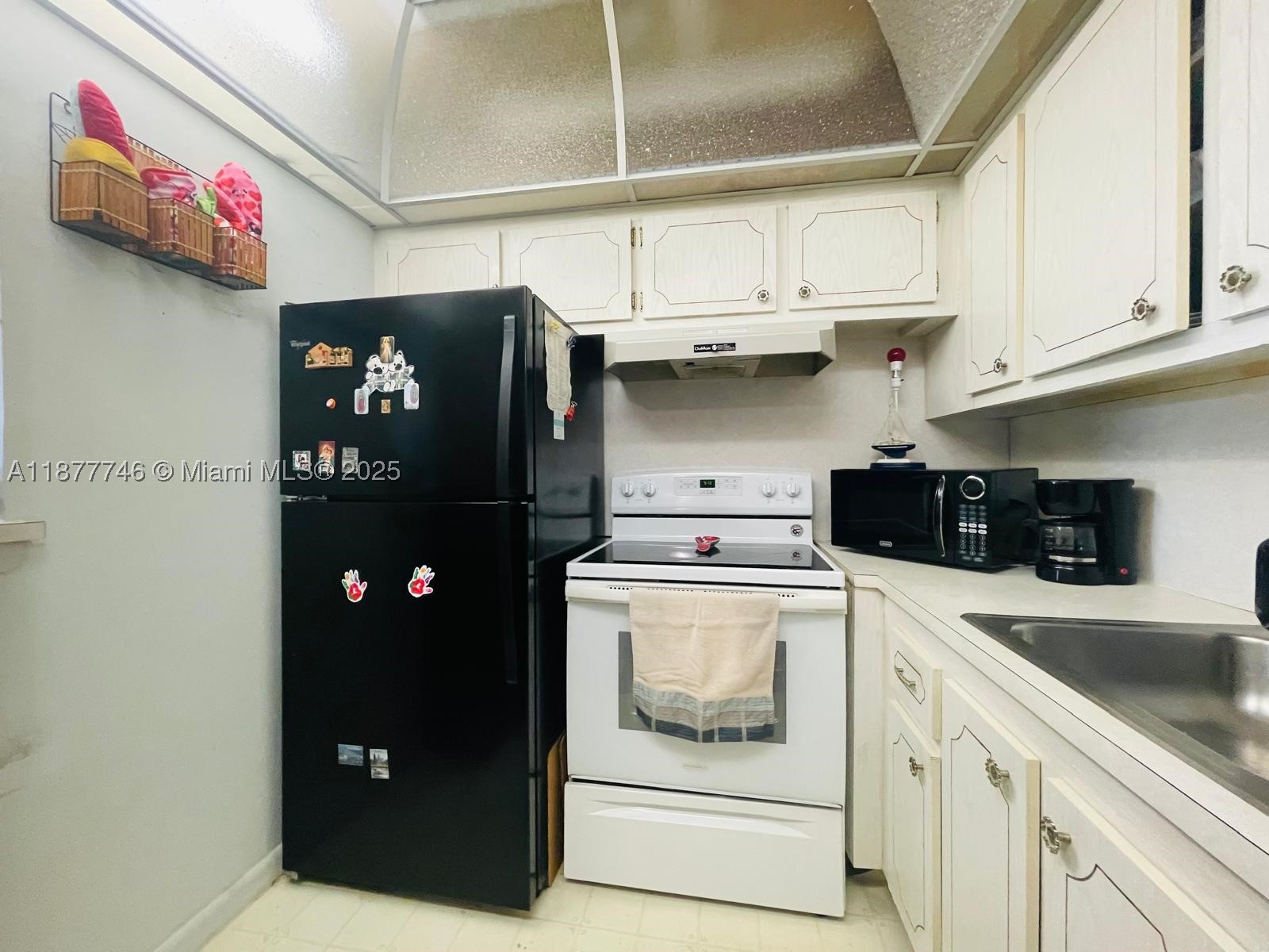 SUFFOLK AT CENTURY VILLAG - Residential