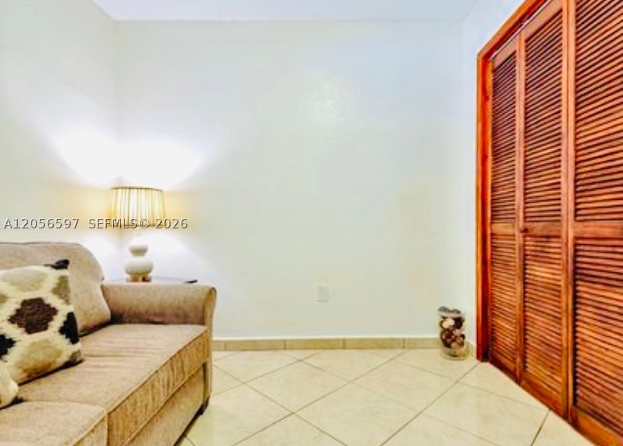 SILVER CREST - Residential