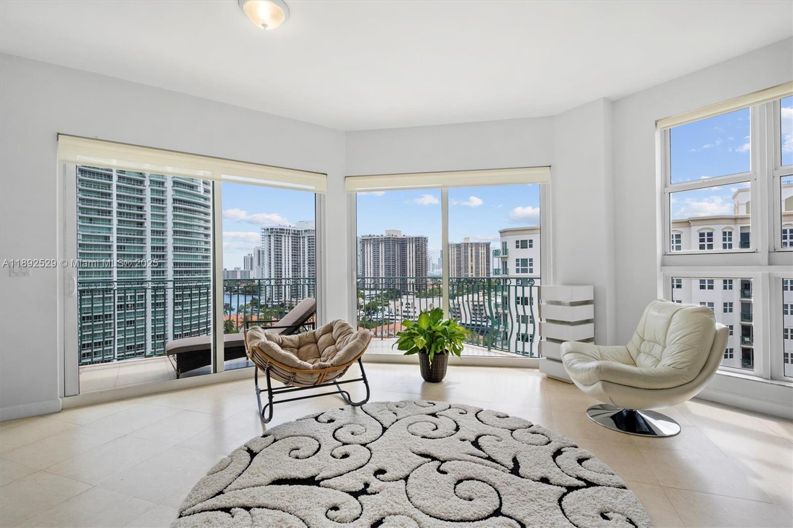 TURNBERRY VLG NO TOWER CO - Residential