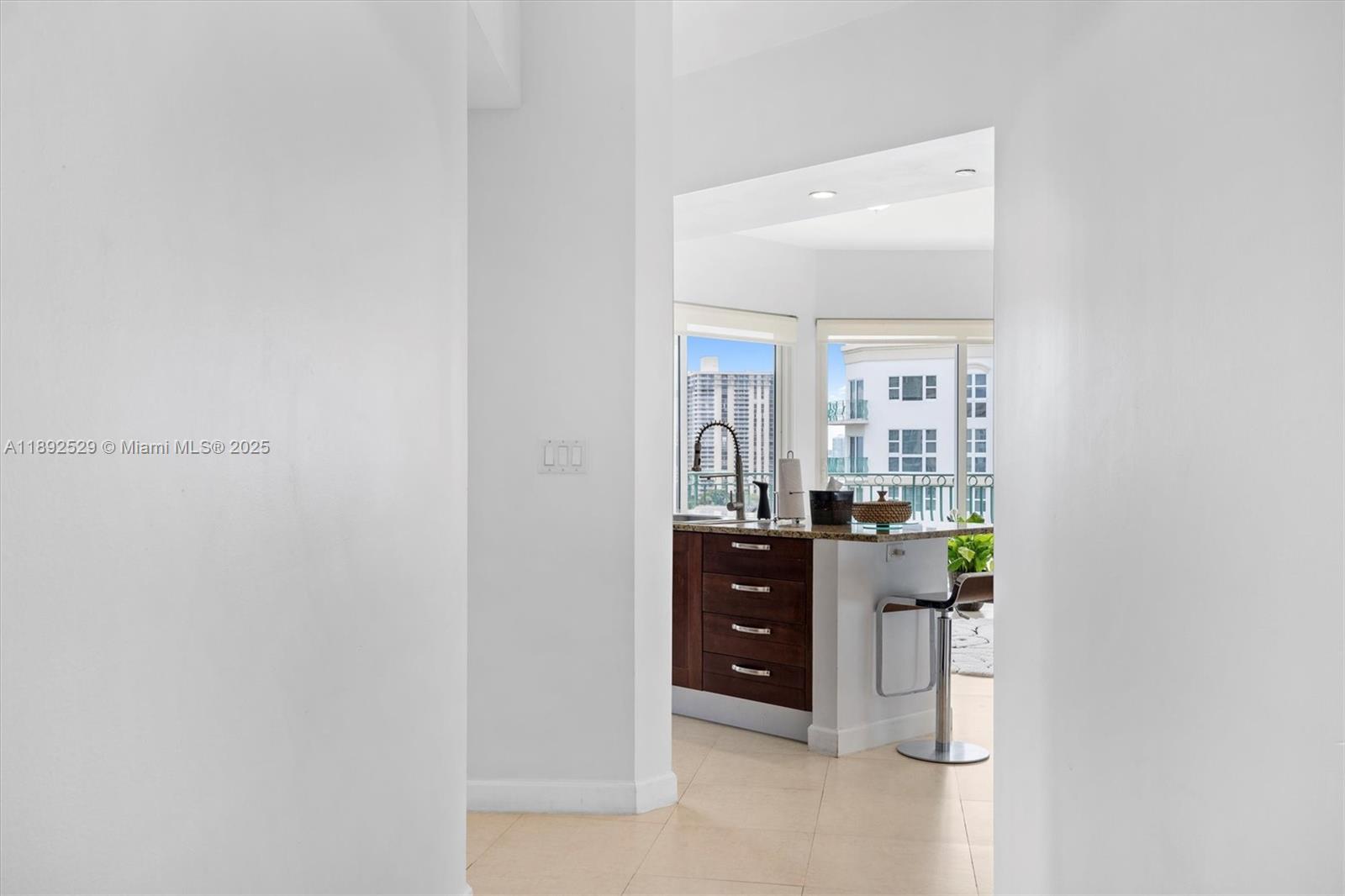 TURNBERRY VLG NO TOWER CO - Residential