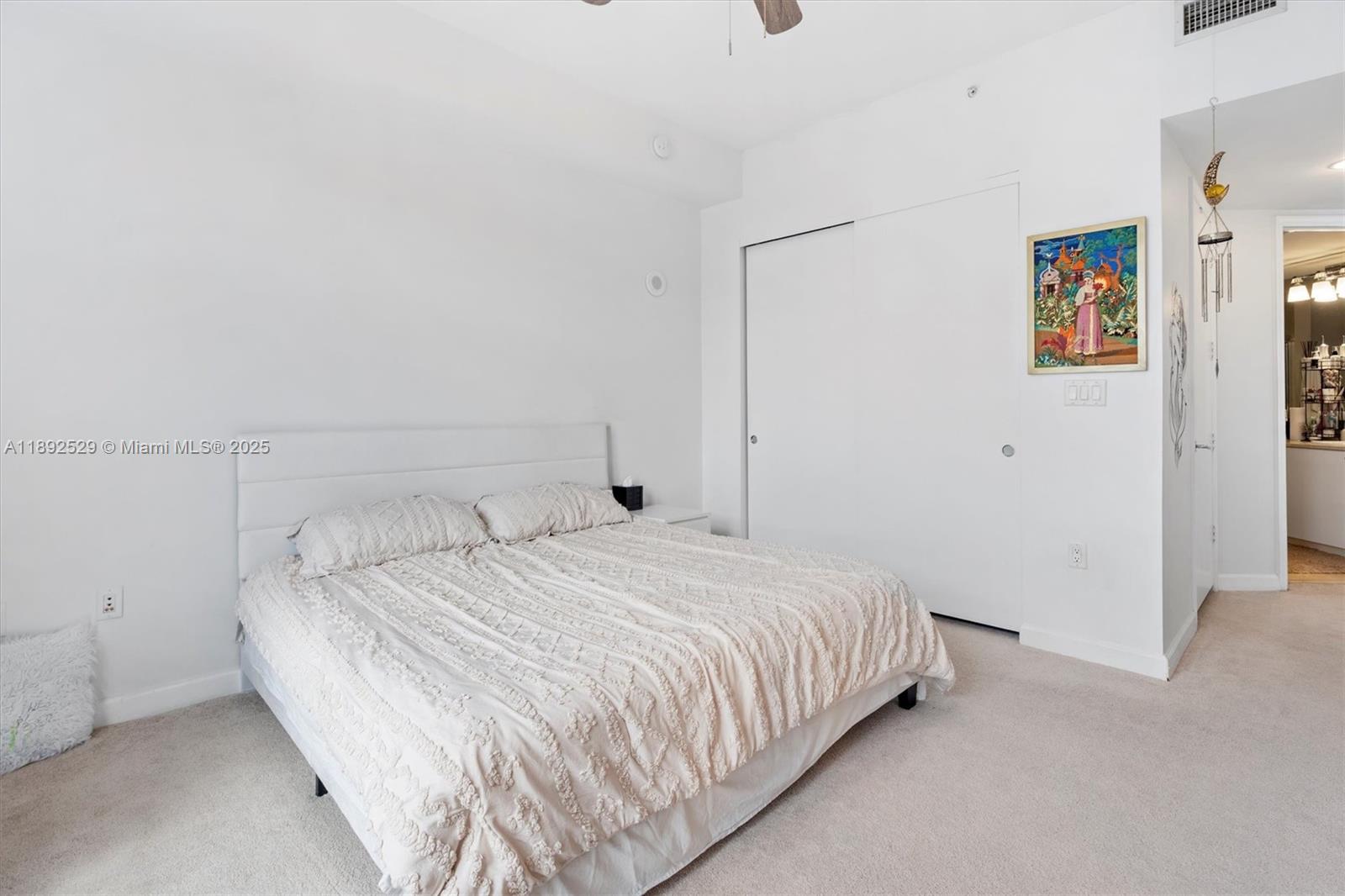 TURNBERRY VLG NO TOWER CO - Residential