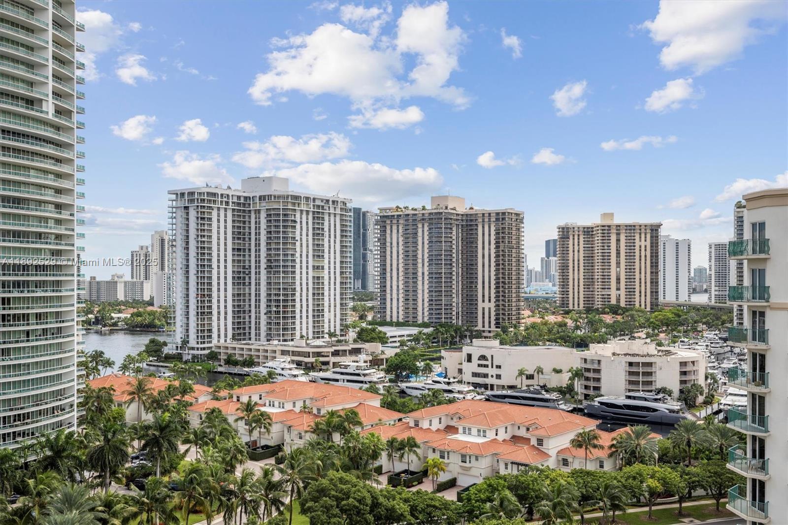 TURNBERRY VLG NO TOWER CO - Residential