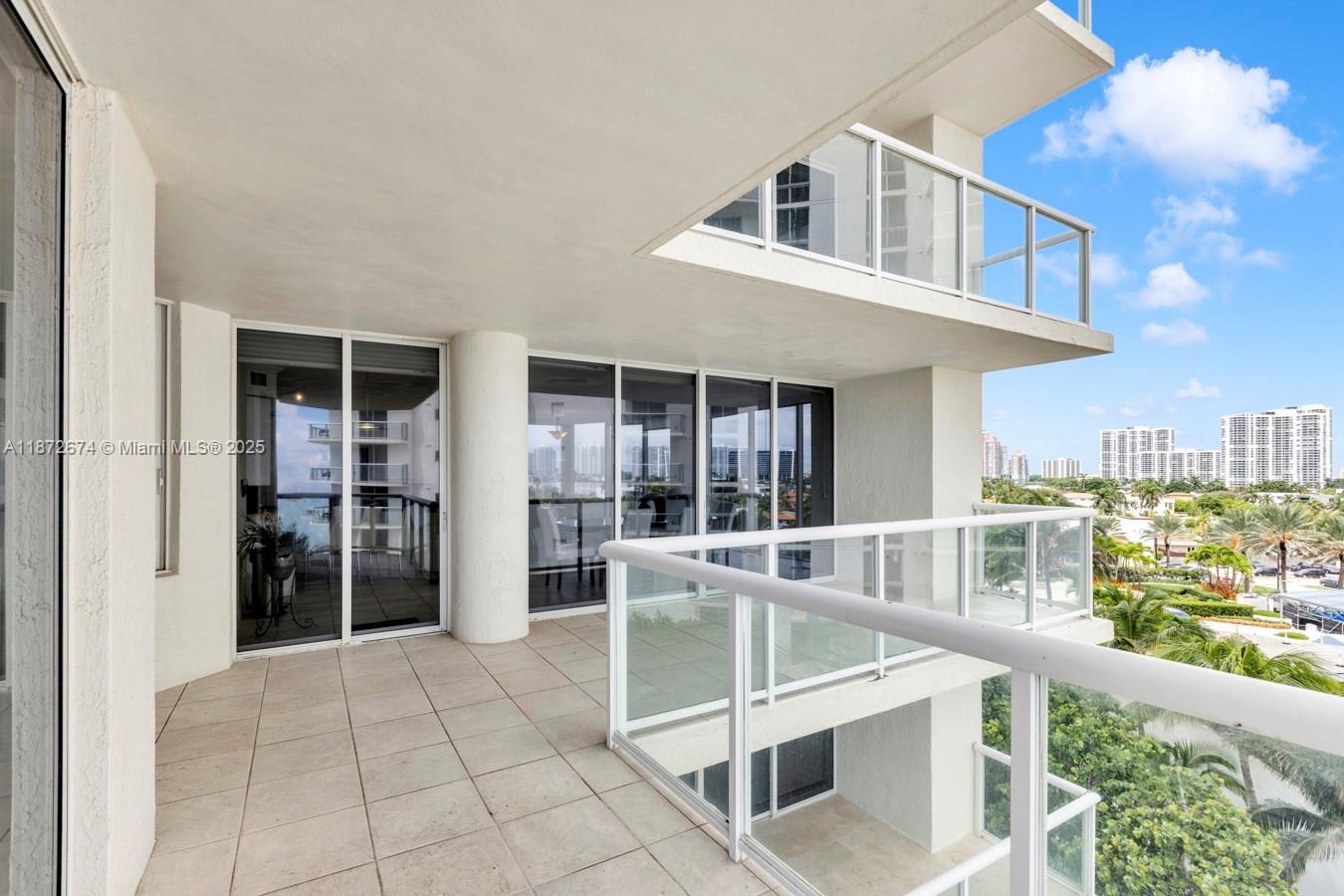 MILLENNIUM CONDO - Residential