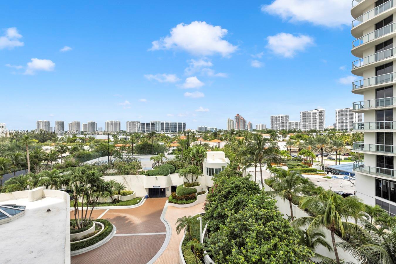 MILLENNIUM CONDO - Residential