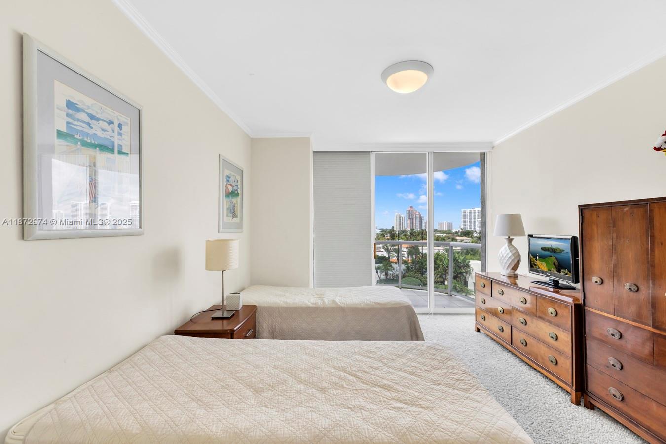 MILLENNIUM CONDO - Residential