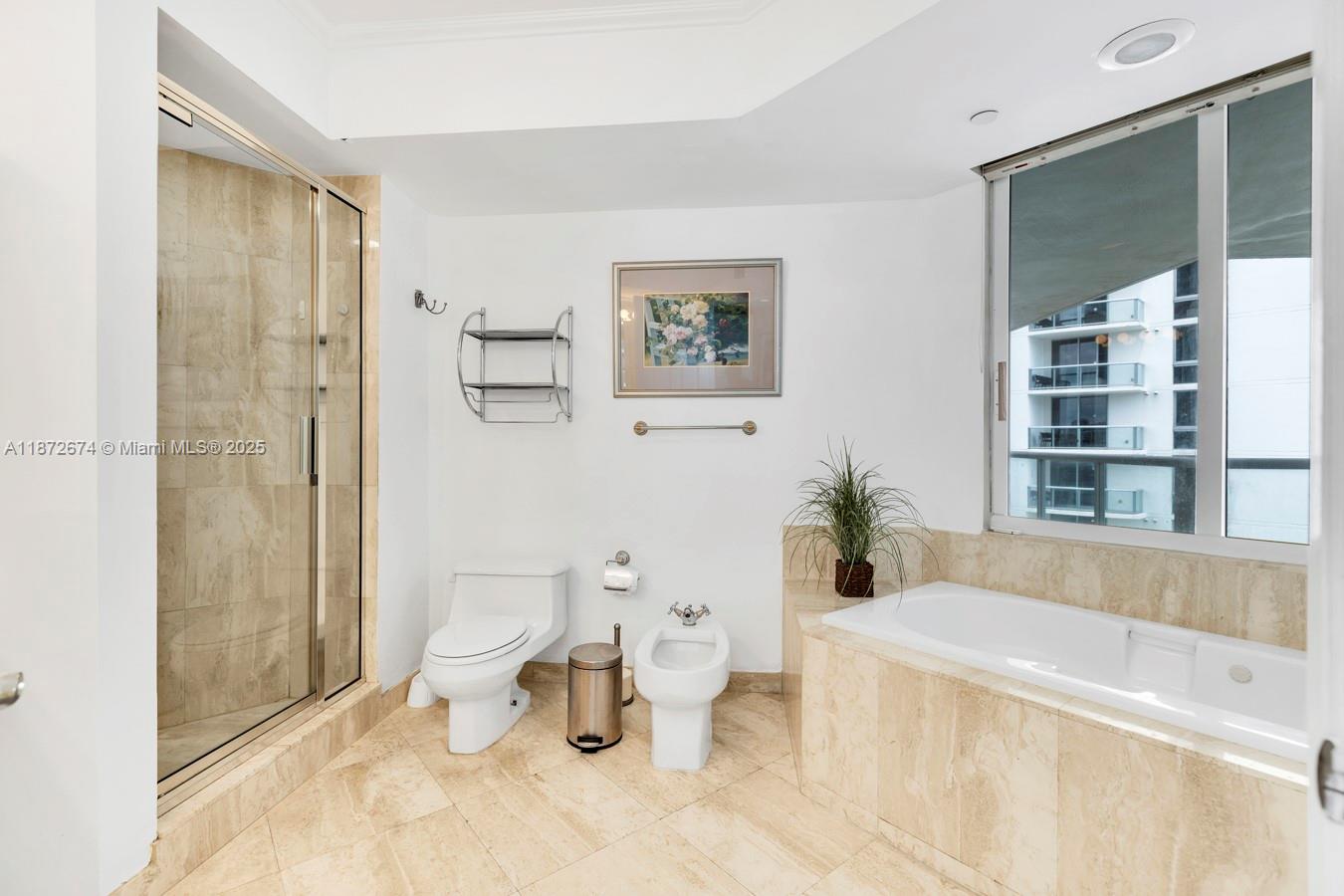 MILLENNIUM CONDO - Residential