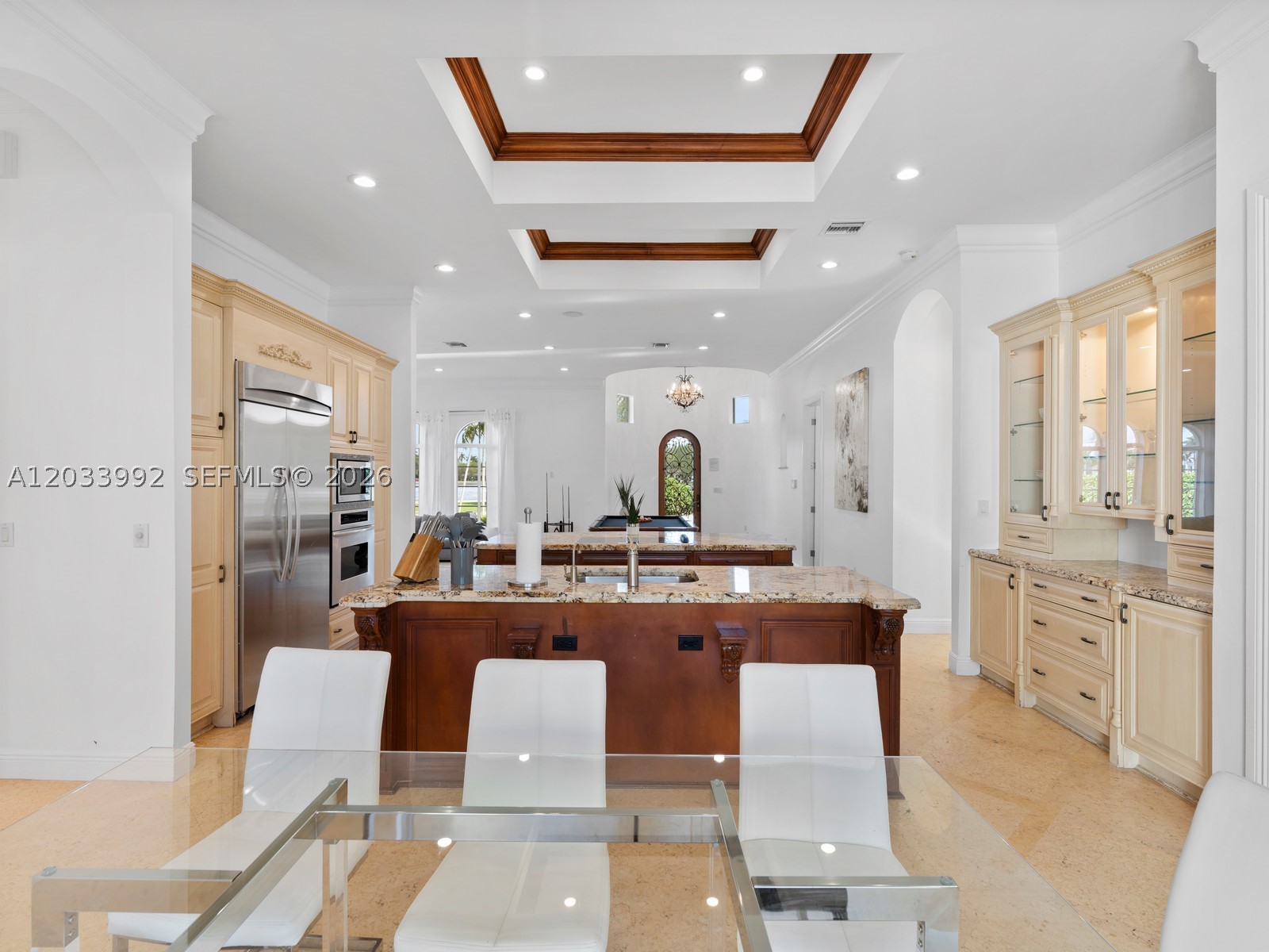 HOLLYWOOD LAKES SECTION - Residential