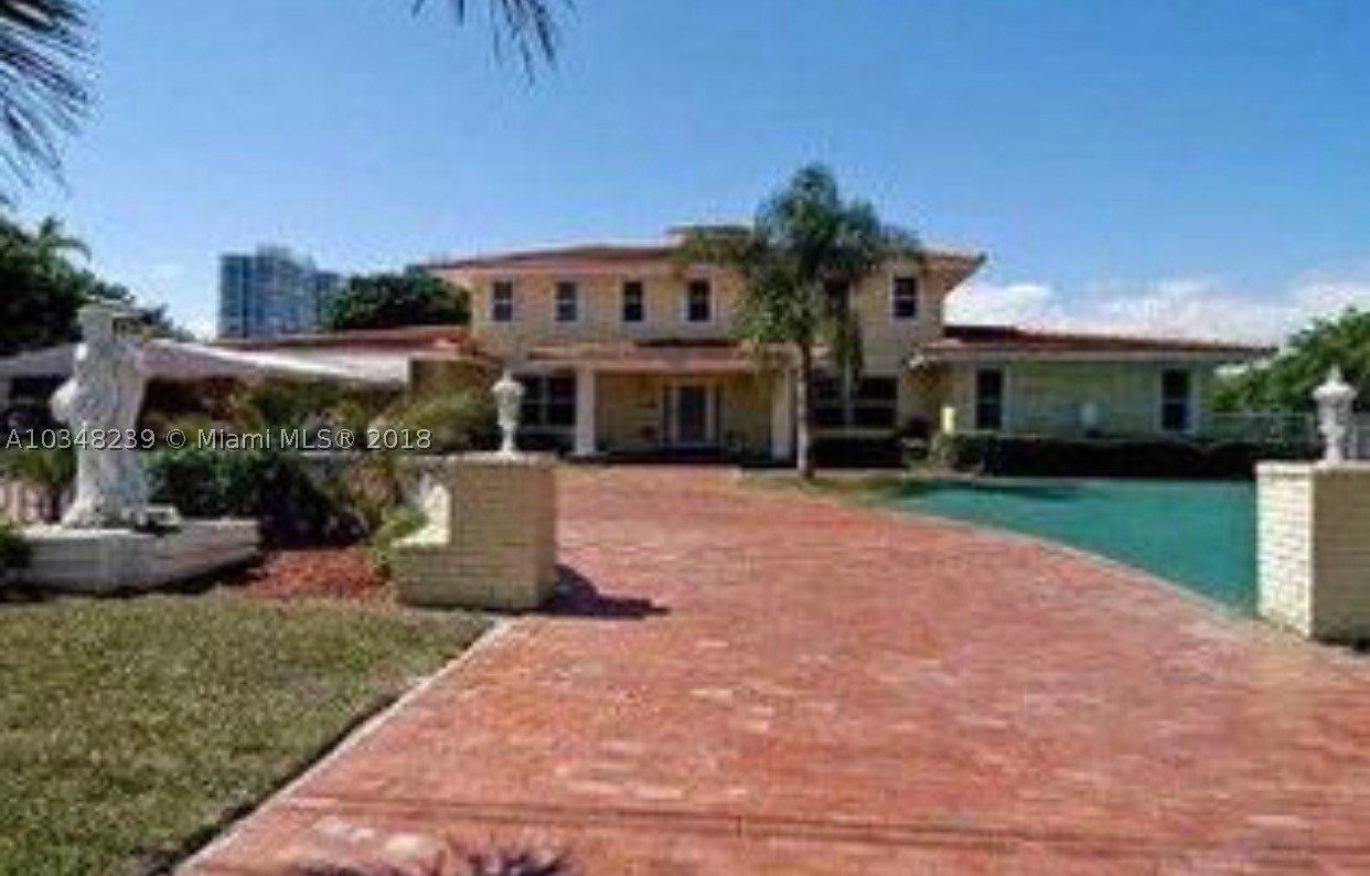 GOLDEN BEACH SEC F - Residential