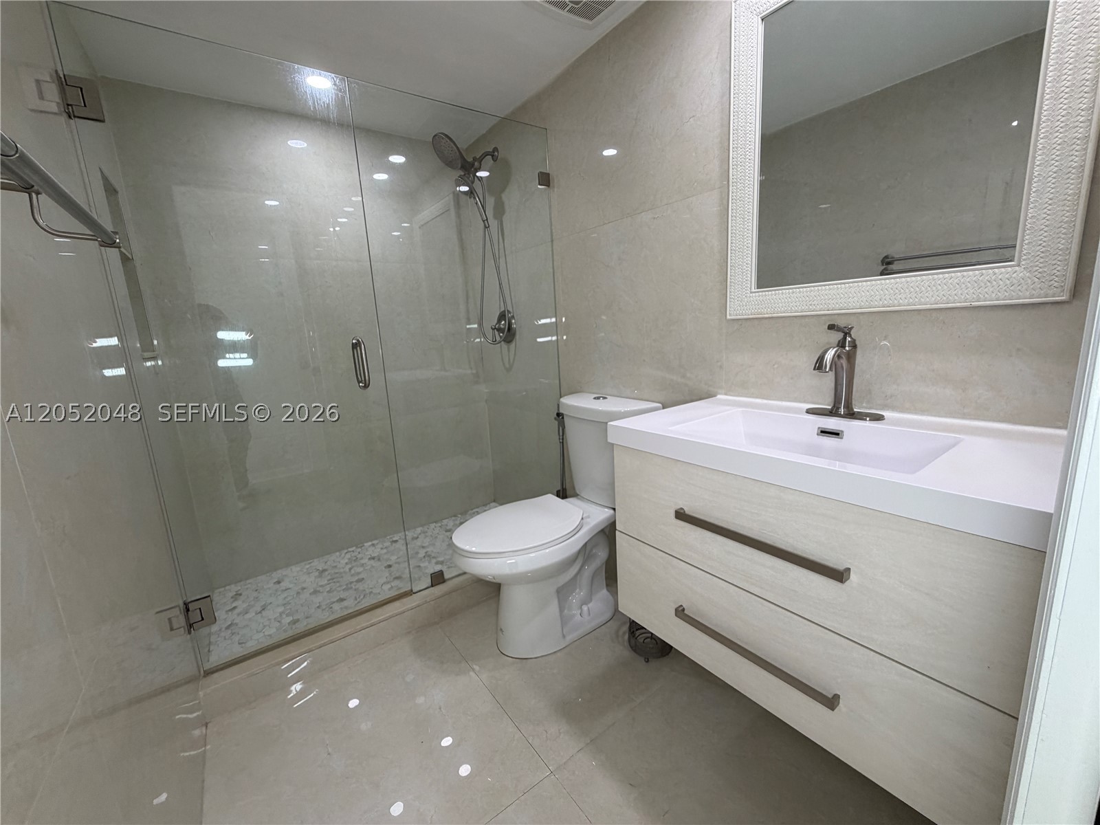 CHATEAUBLEAU VILLAS MIDWA - Residential Lease