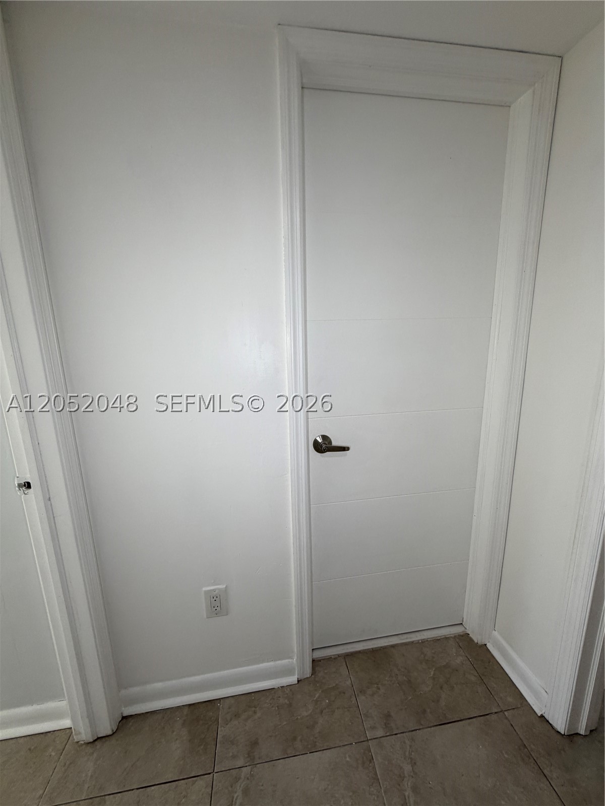 CHATEAUBLEAU VILLAS MIDWA - Residential Lease