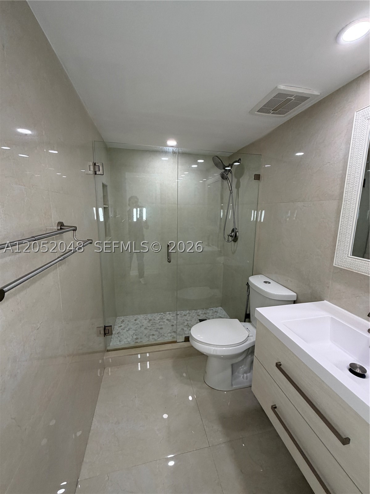 CHATEAUBLEAU VILLAS MIDWA - Residential Lease