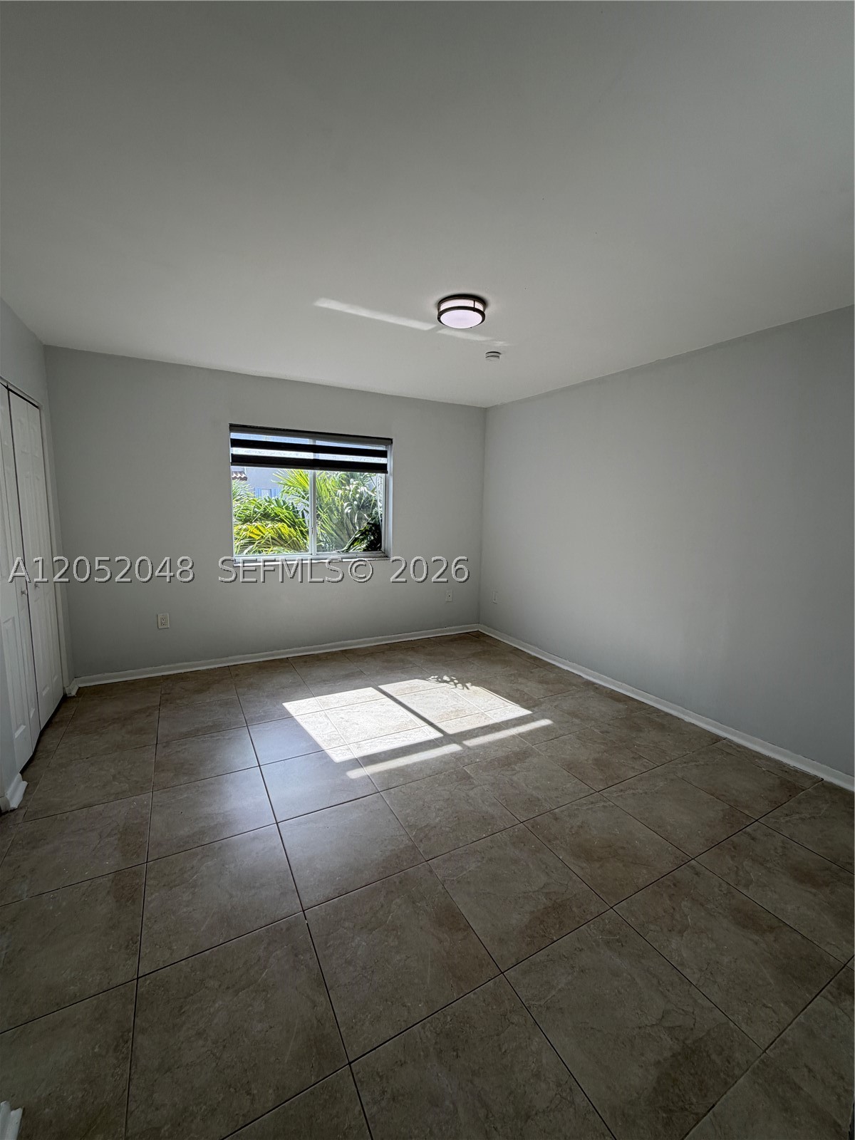 CHATEAUBLEAU VILLAS MIDWA - Residential Lease