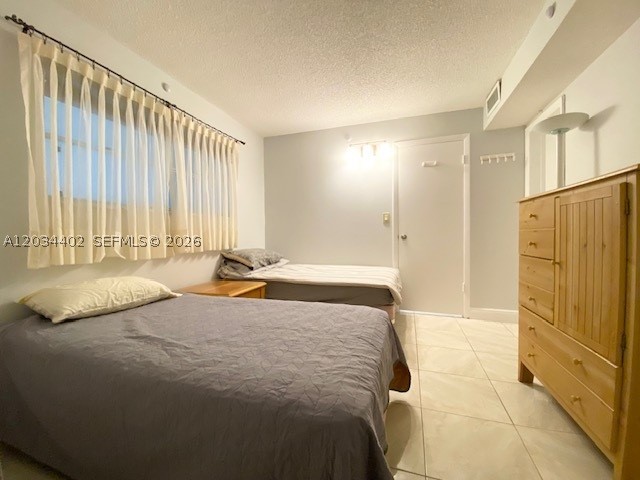 LE CARTIER CONDO - Residential Lease