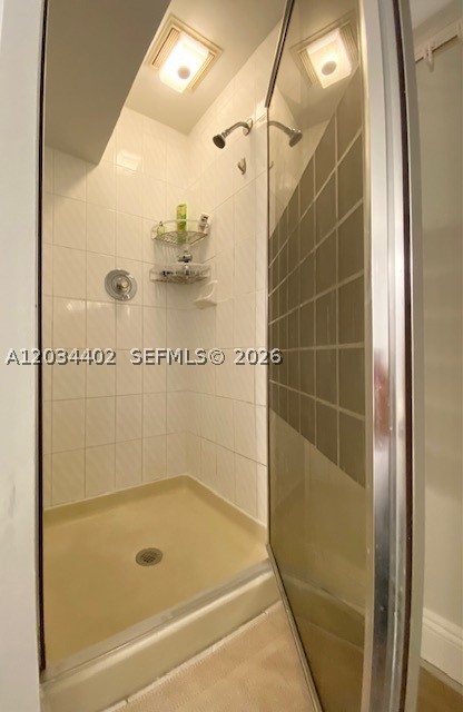 LE CARTIER CONDO - Residential Lease