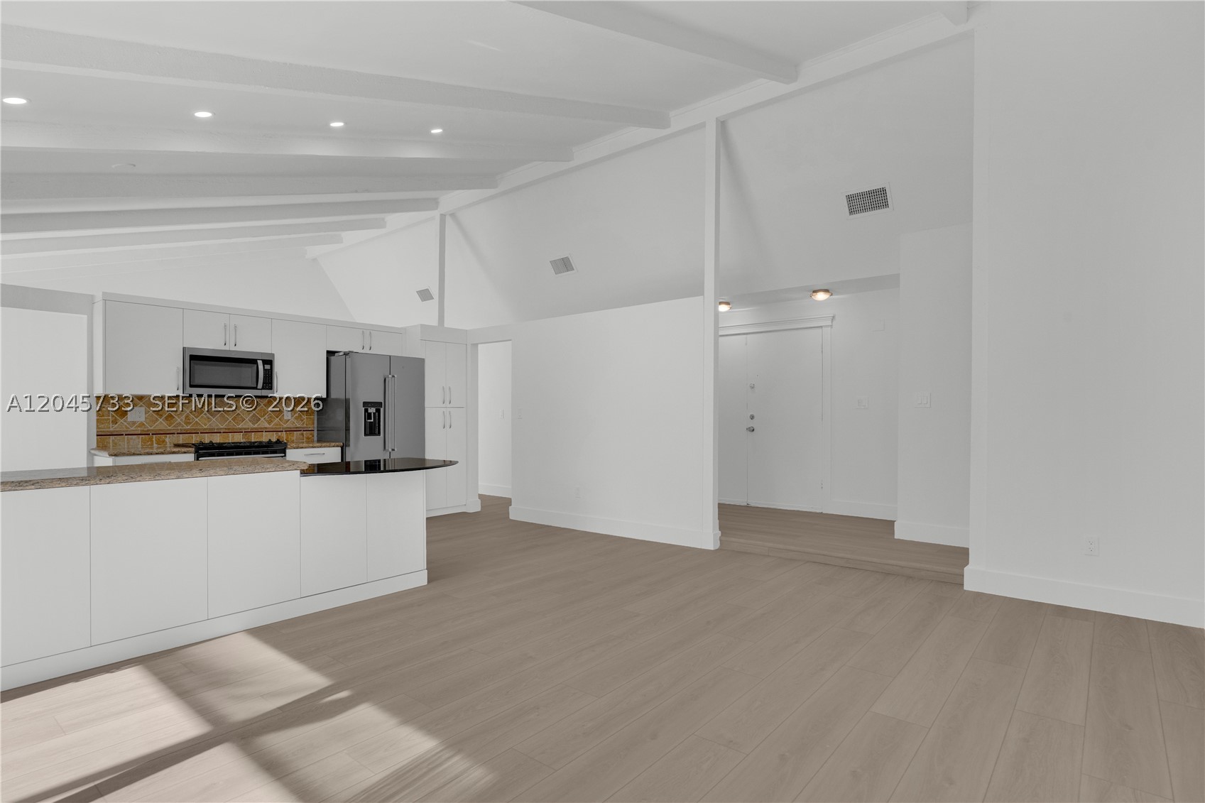 CALUSA CLUB ESTATES 5TH A - Residential