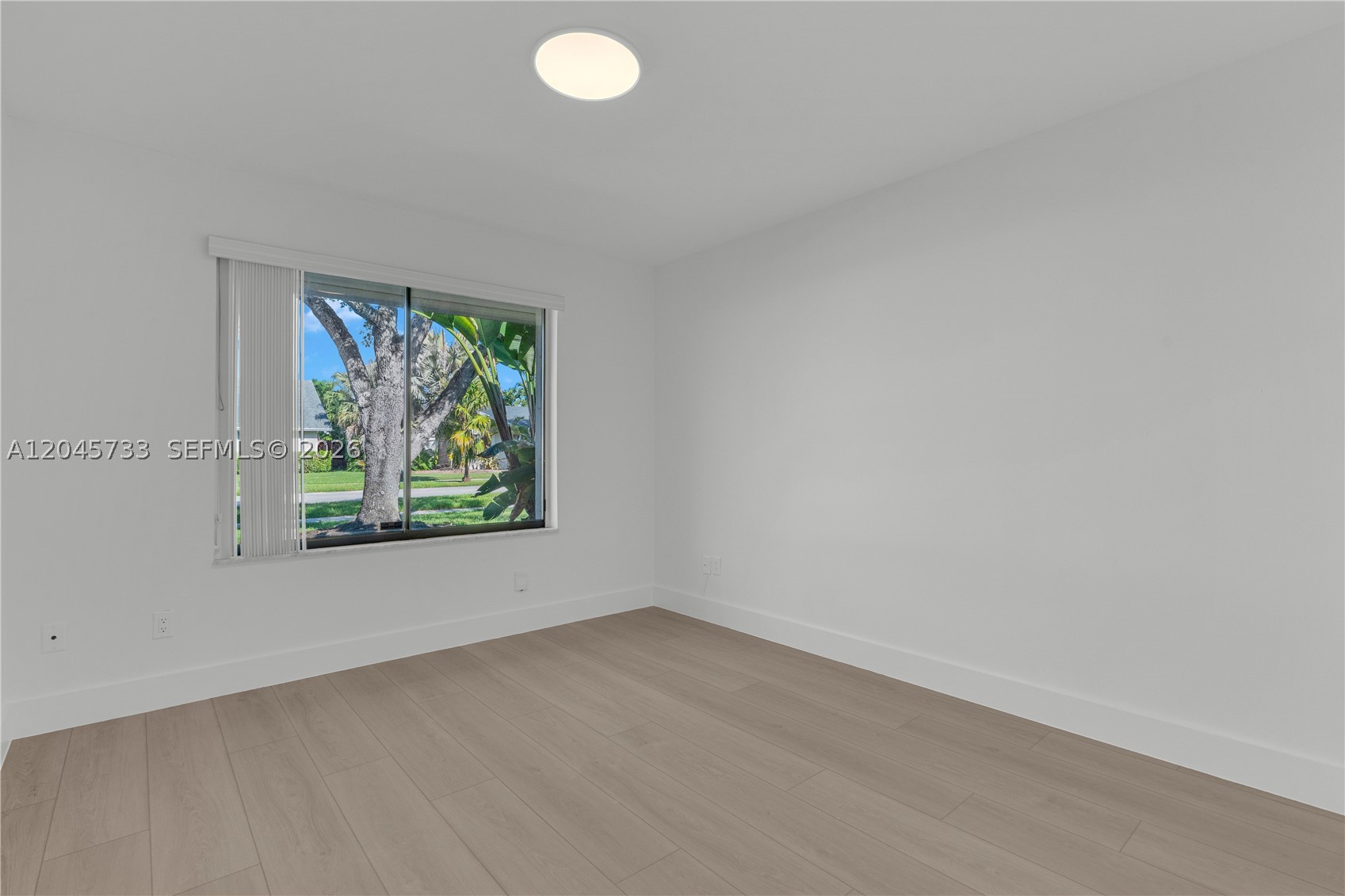 CALUSA CLUB ESTATES 5TH A - Residential