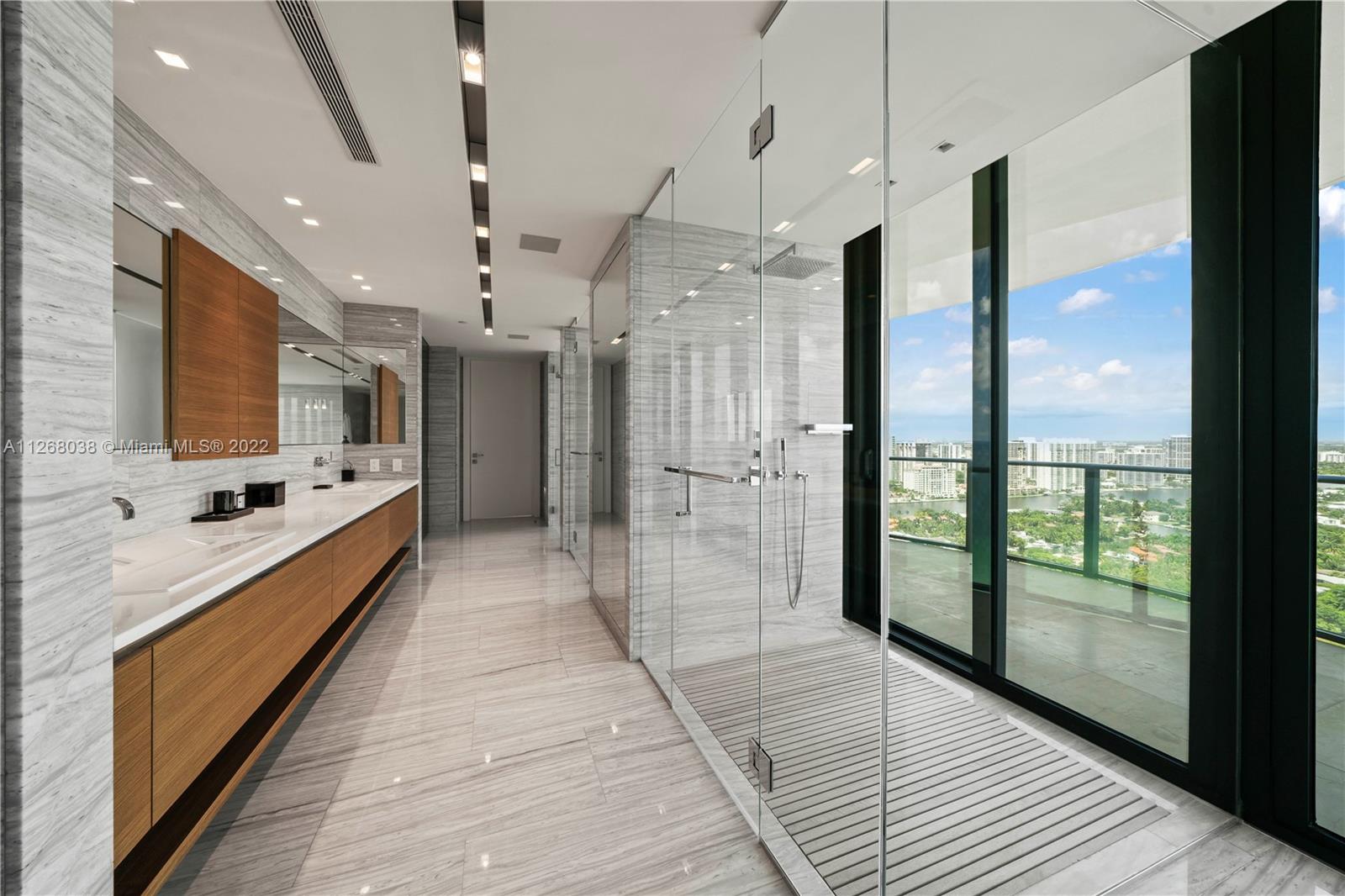 REGALIA CONDO - Residential
