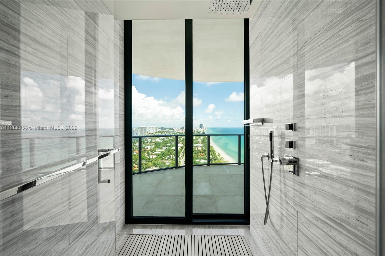 REGALIA CONDO - Residential