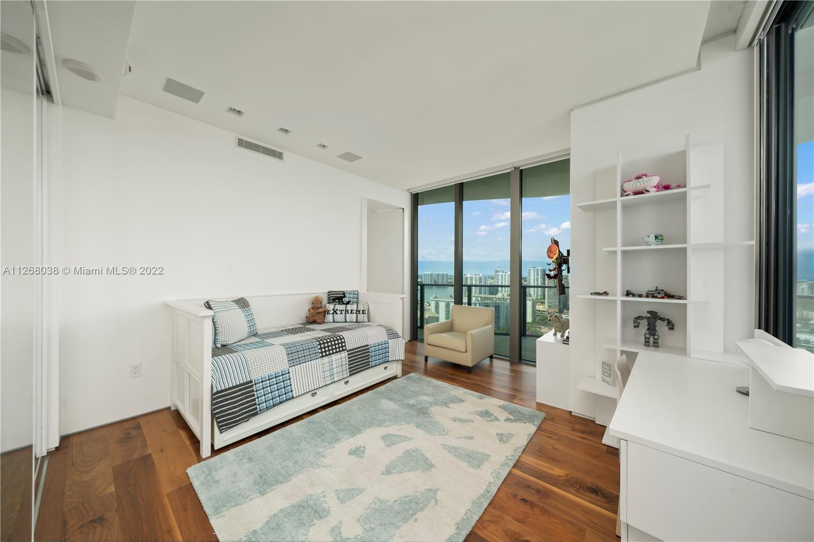 REGALIA CONDO - Residential