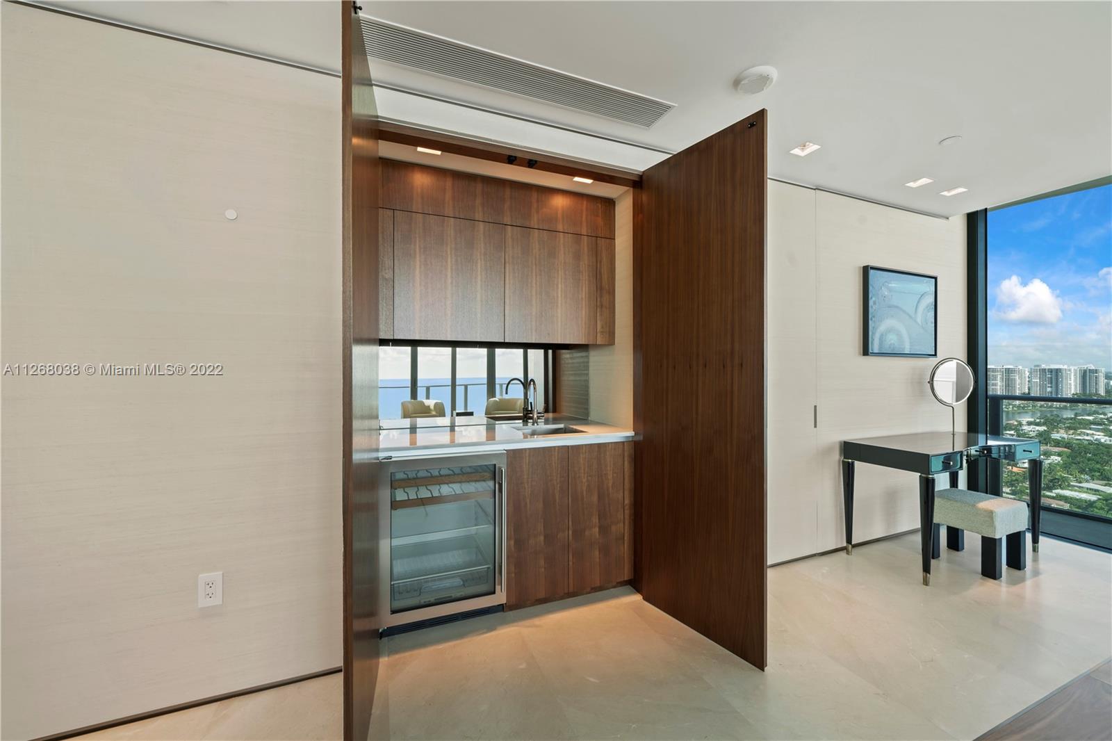 REGALIA CONDO - Residential