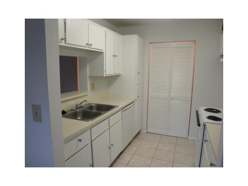 PRESERVE AT AVERY LAKES ( - Residential Lease