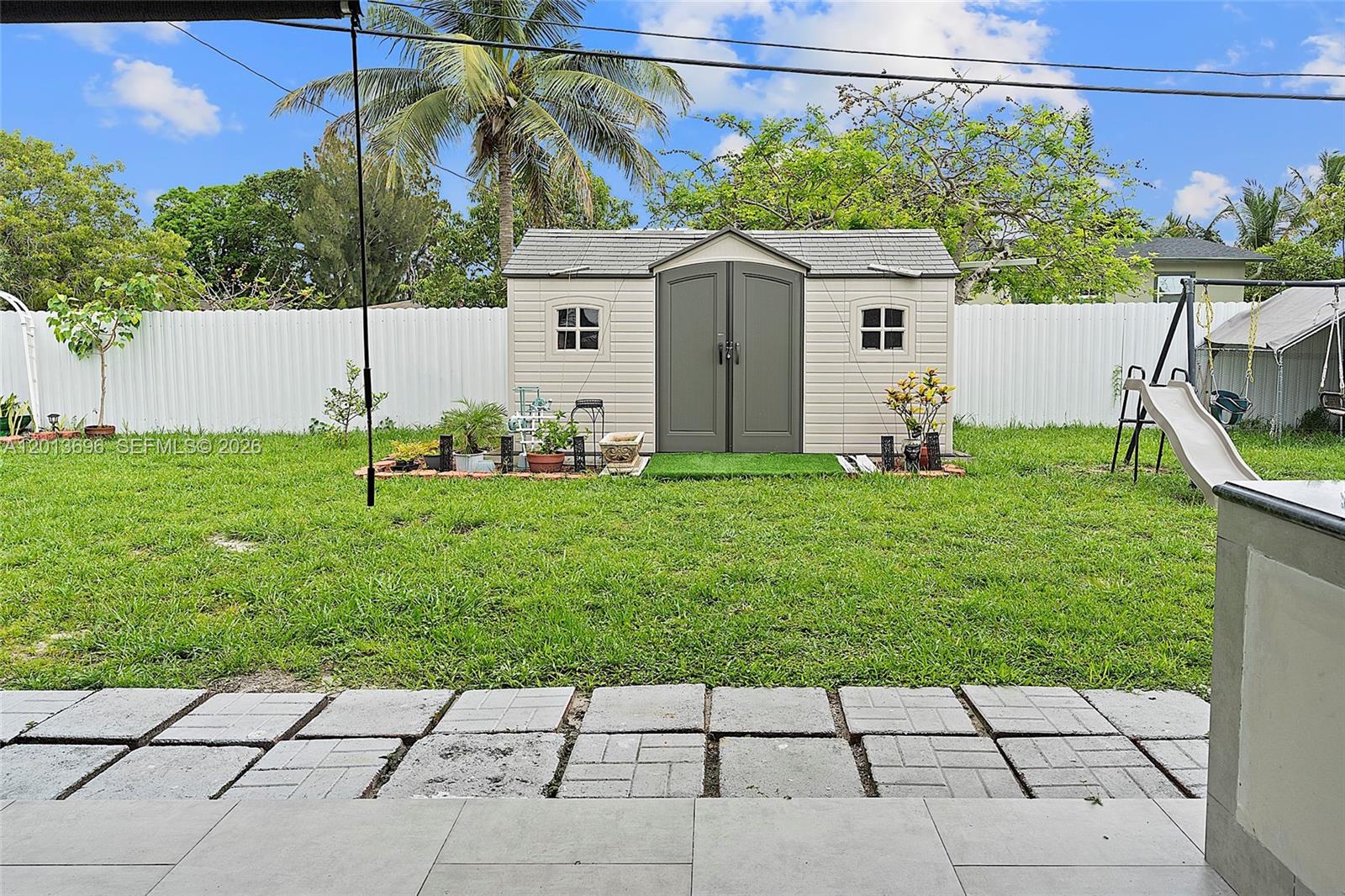 CAROL CITY - Residential