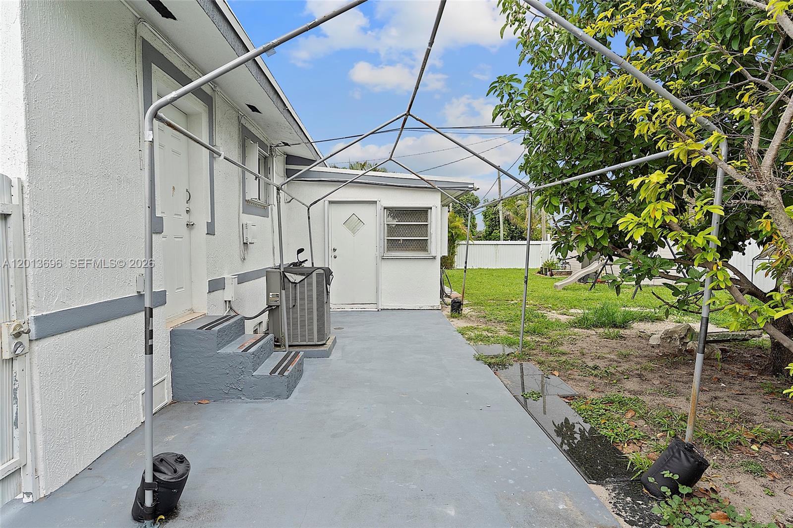 CAROL CITY - Residential