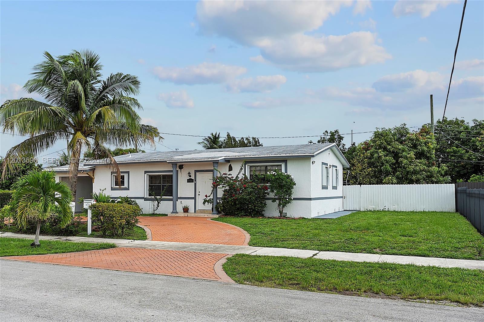 CAROL CITY - Residential