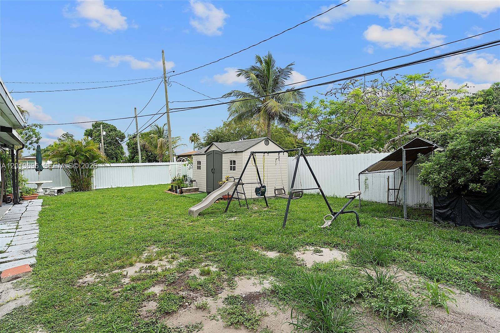 CAROL CITY - Residential