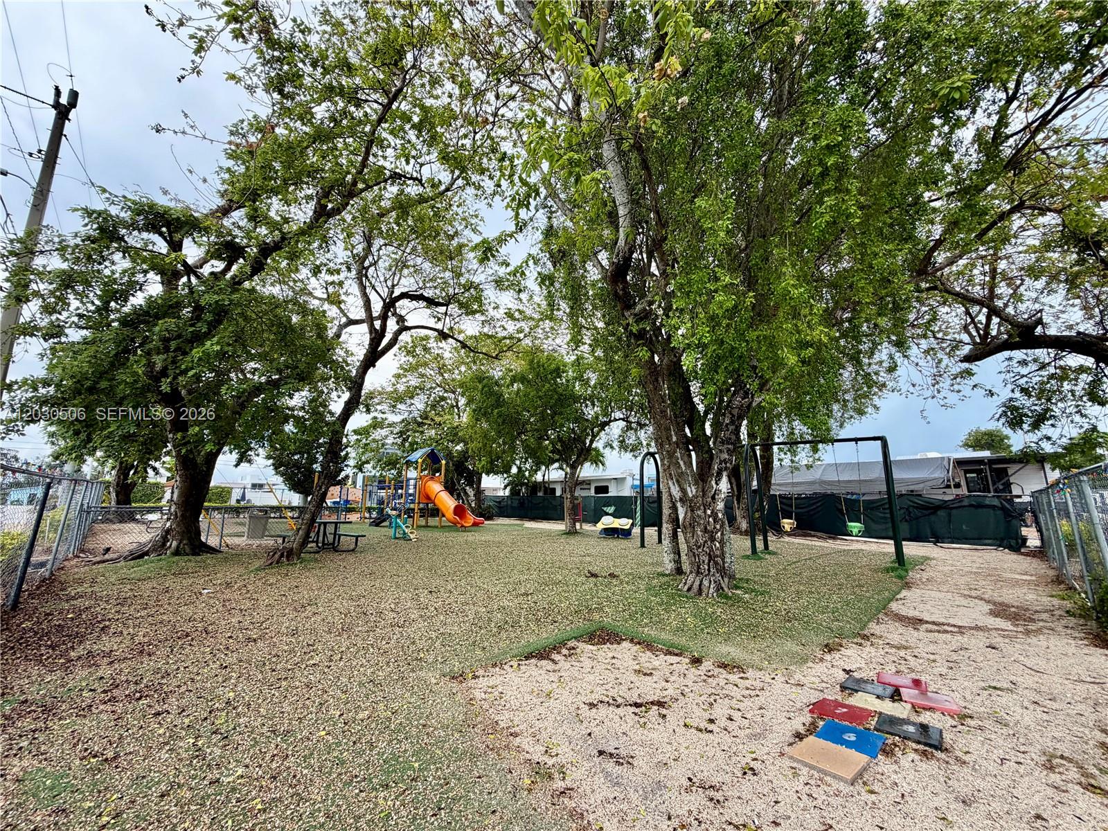 CALUSA CAMPGROUND - Residential