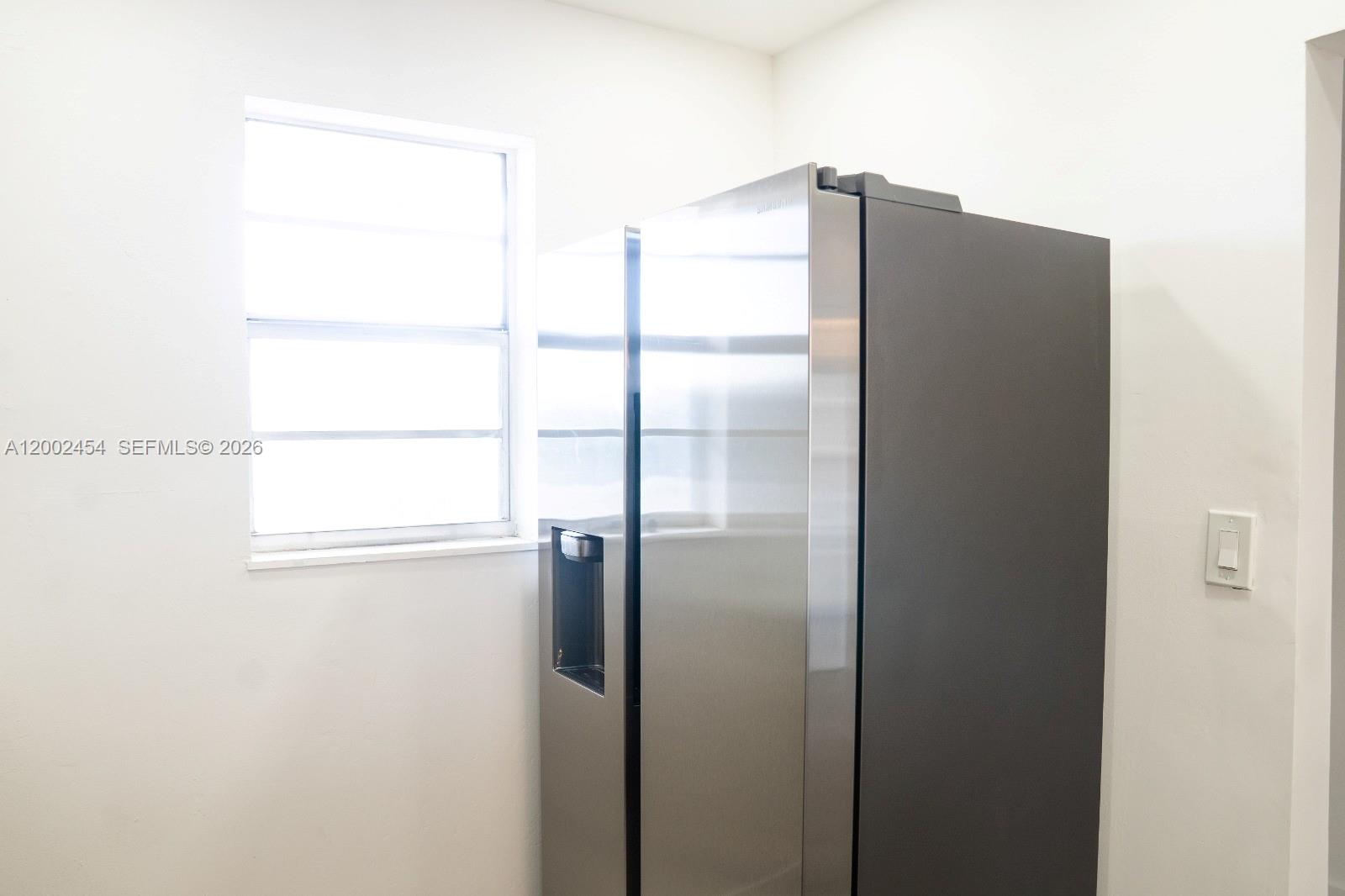 PARKSIDE TOWERS CONDO - Residential