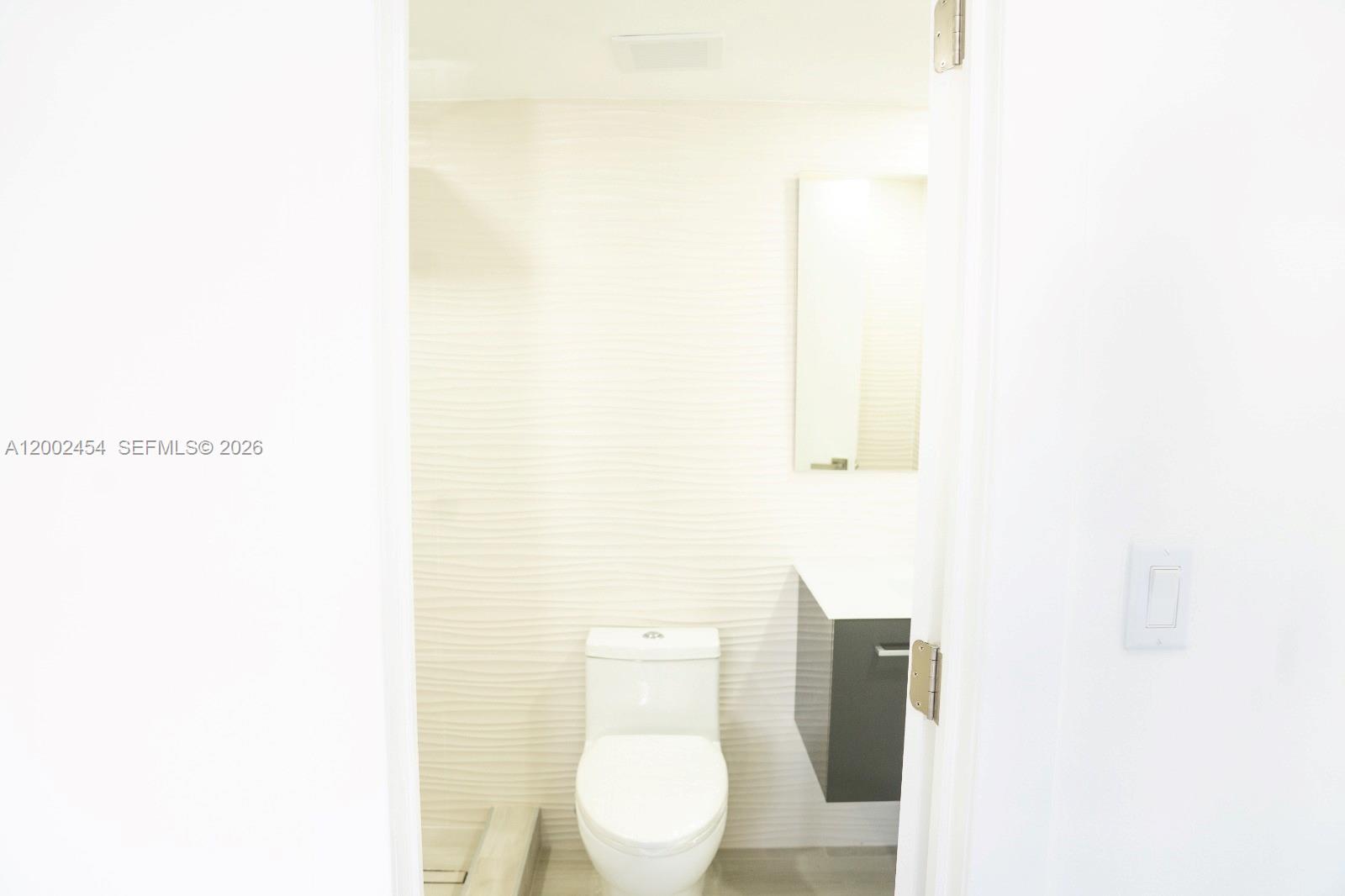 PARKSIDE TOWERS CONDO - Residential