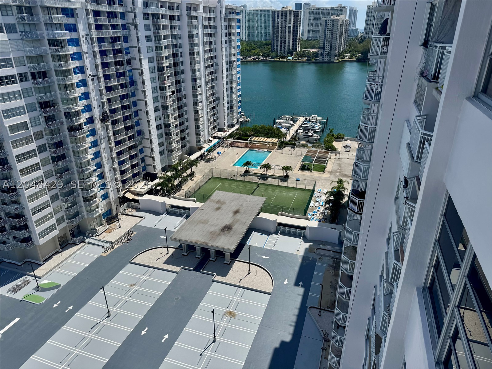 DEL PRADO MARINA - Residential